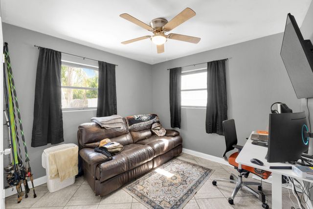 413 SW 11th Street, Fort Lauderdale, FL 33315