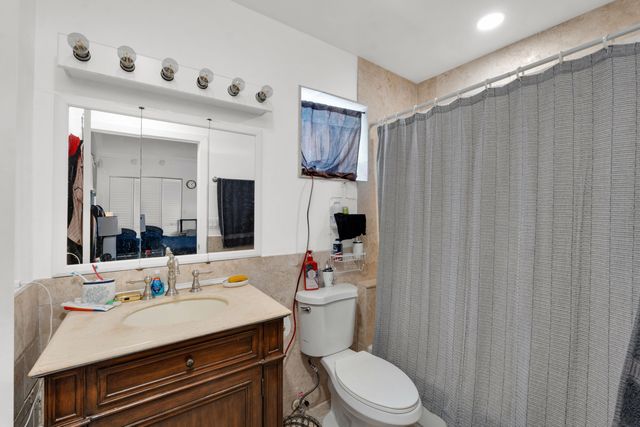 413 SW 11th Street, Fort Lauderdale, FL 33315