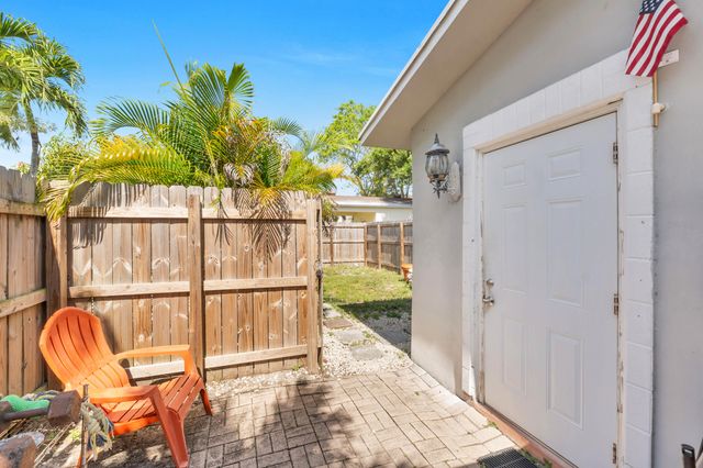 413 SW 11th Street, Fort Lauderdale, FL 33315
