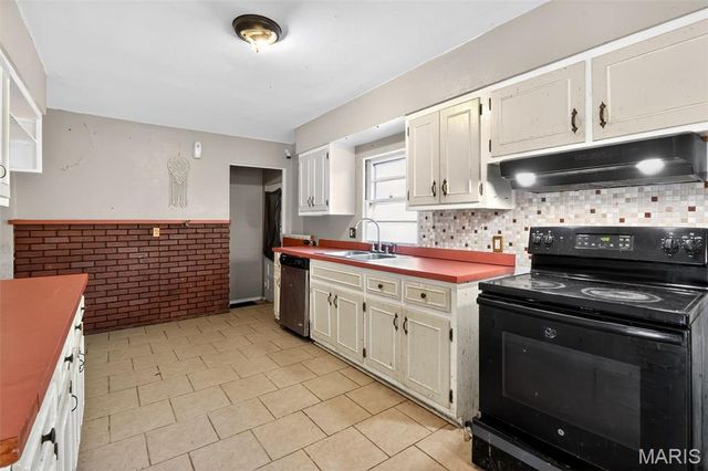 2 Junior Drive, Belleville, IL 62223