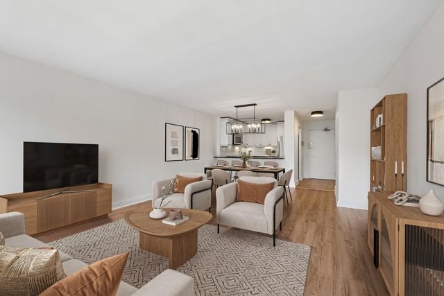 1555 N Sandburg Terrace 512K, Chicago, IL 60610