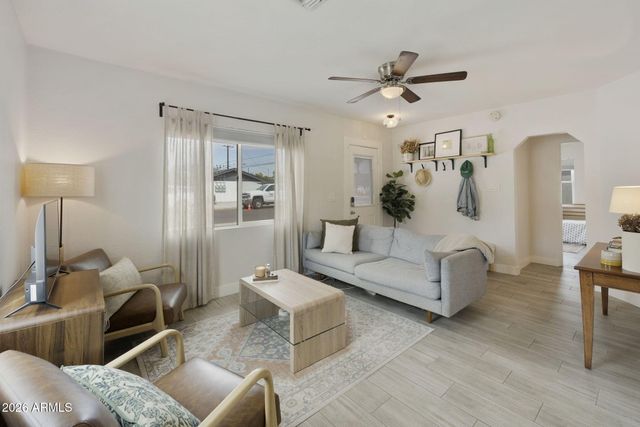 4445 N Longview Avenue, Phoenix, AZ 85014