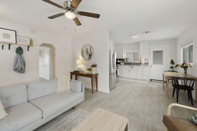 4445 N Longview Avenue, Phoenix, AZ 85014