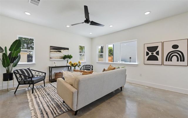 7306 Carver Ave 1, Austin, TX 78752