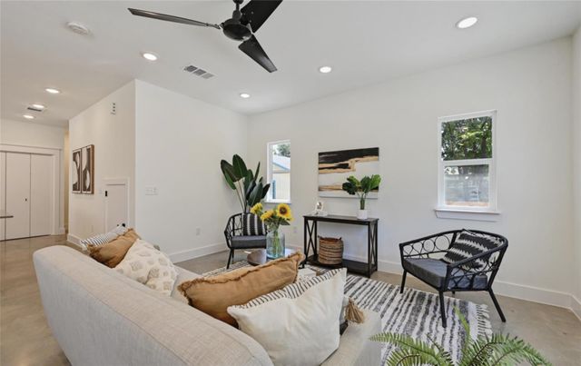 7306 Carver Ave 1, Austin, TX 78752