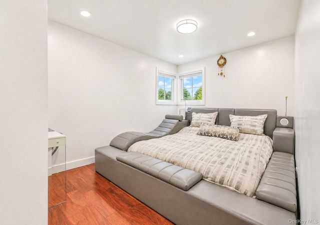 3 Katonah Place, Dix Hills, NY 11746
