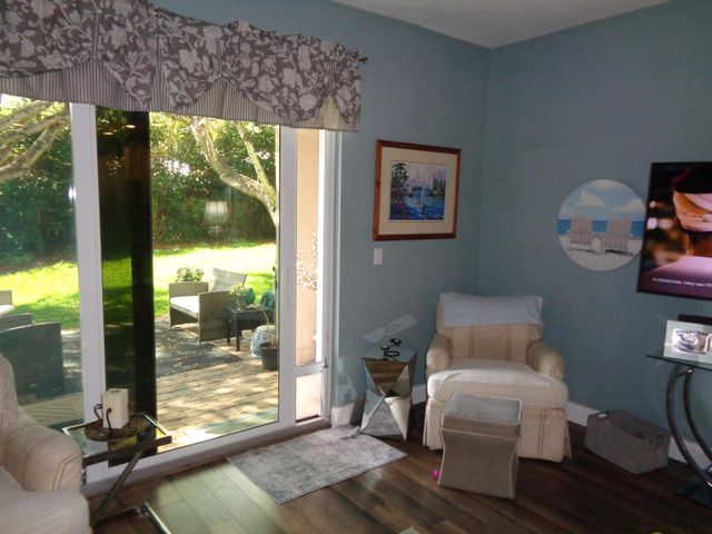 2626 Webb Avenue, Delray Beach, FL 33444