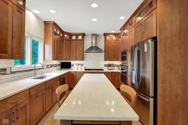 3783 N Dundanwood Court, Martinsville, IN 46151
