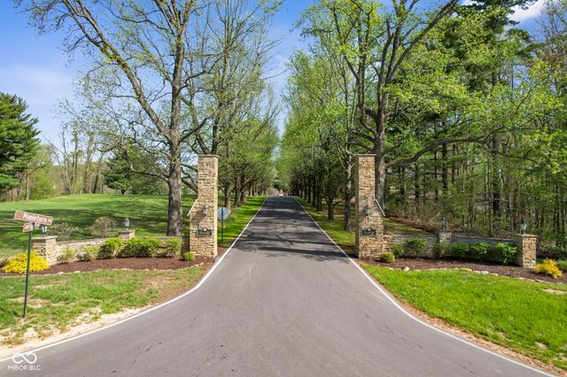 3783 N Dundanwood Court, Martinsville, IN 46151