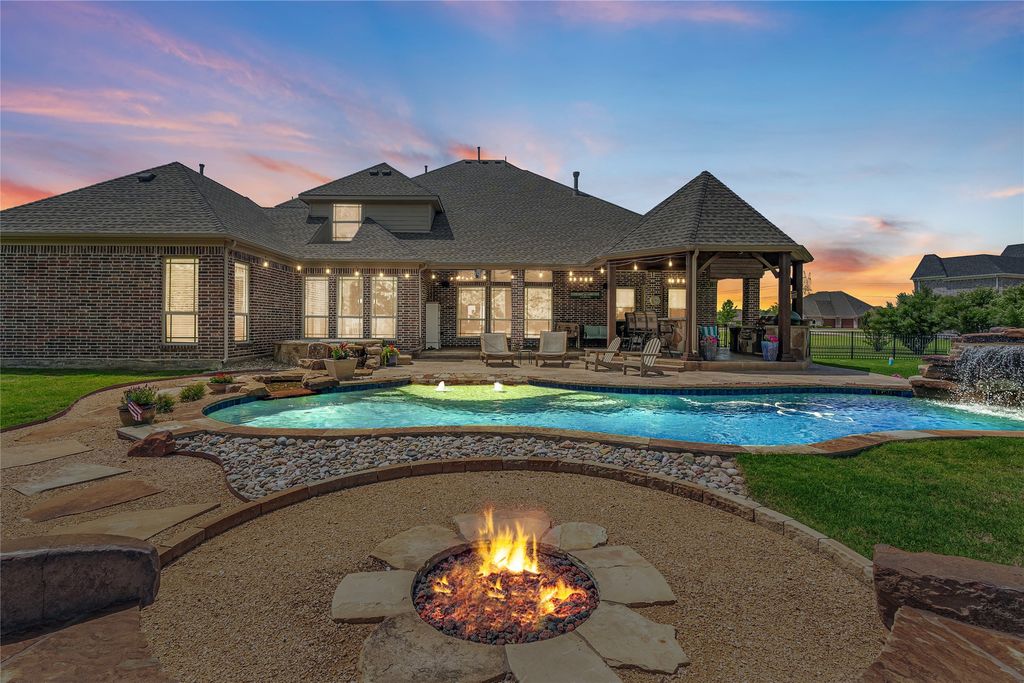 1615 Sara Cove, Lucas, TX 75002