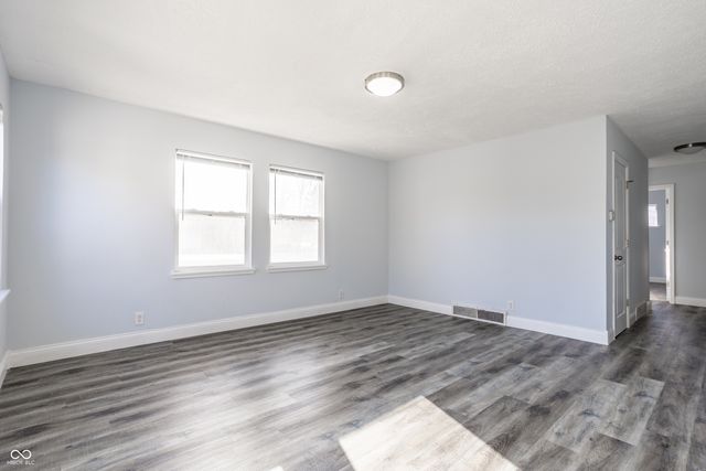 5760 Grandview Drive, Indianapolis, IN 46228