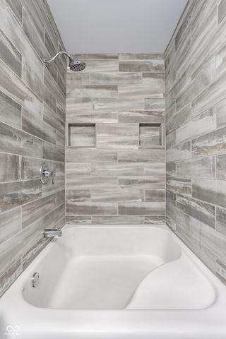 5760 Grandview Drive, Indianapolis, IN 46228