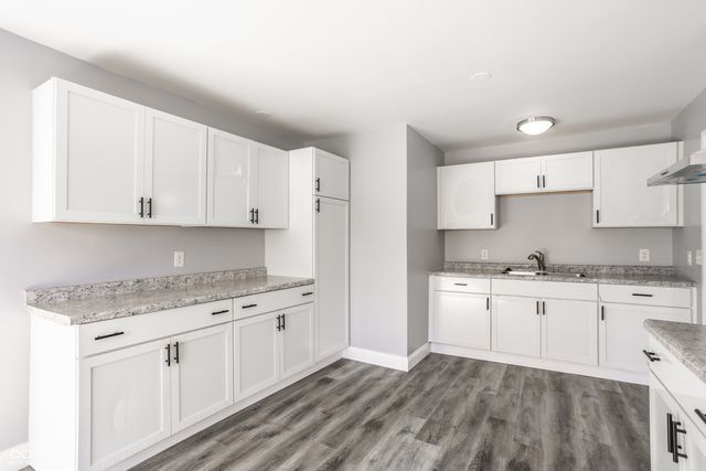 5760 Grandview Drive, Indianapolis, IN 46228