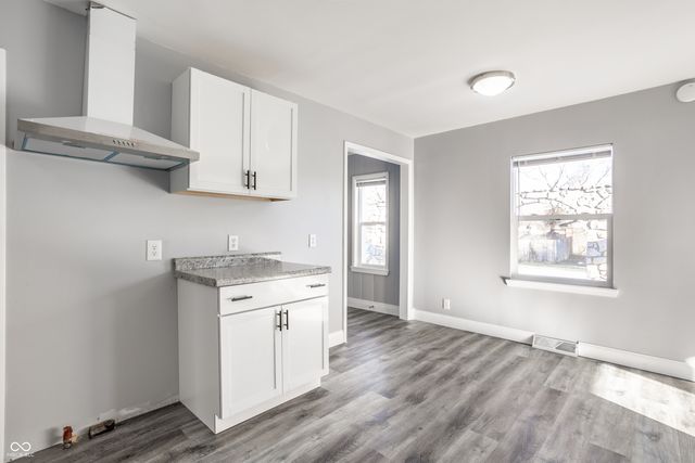 5760 Grandview Drive, Indianapolis, IN 46228