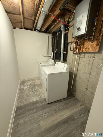 783 Naugatuck Avenue, Milford, CT 06461