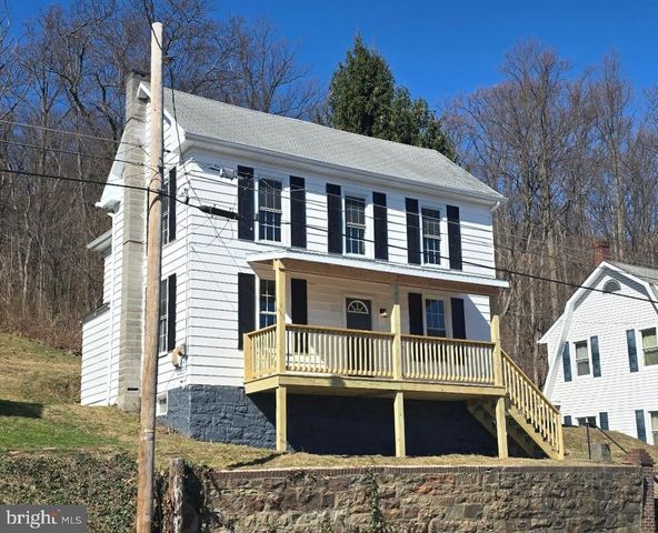 314 N MAIN ST, Yeagertown, PA 17099
