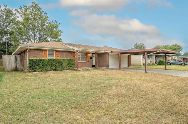 4748 Woodview Drive D, Del City, OK 73115