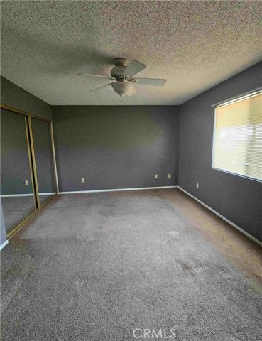 22684 Powhatan, Apple Valley, CA 92308