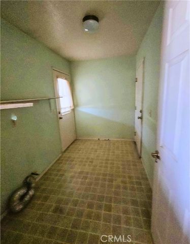 22684 Powhatan, Apple Valley, CA 92308