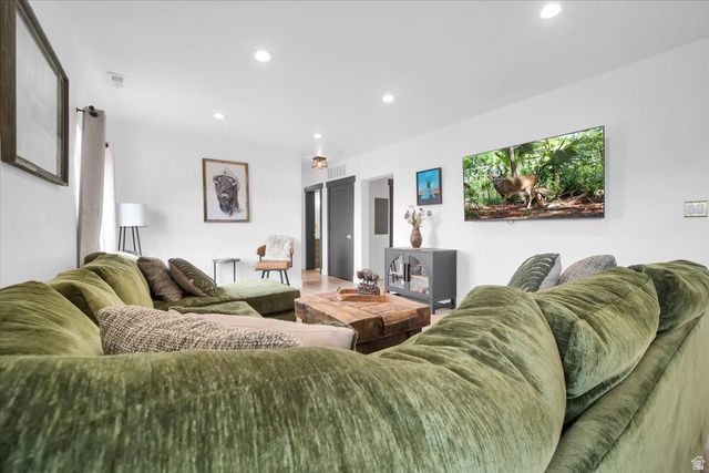 160 W 300 S, Fairview, UT 84629