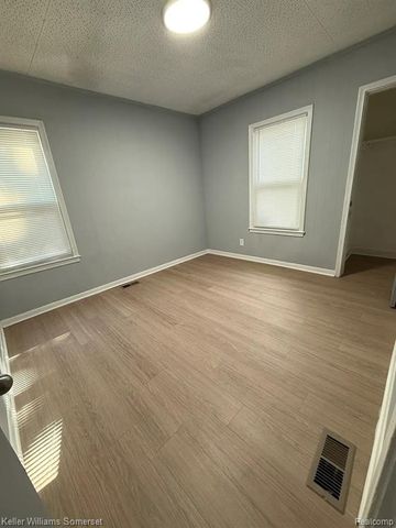 16595 Washburn Street, Detroit, MI 48221