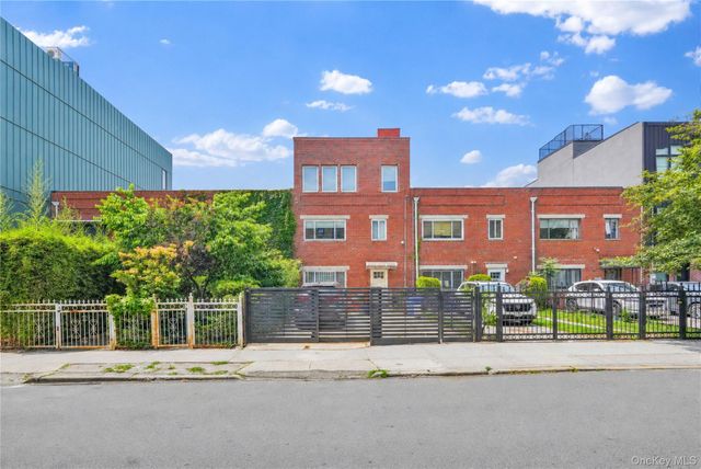 925 Hart Street, Brooklyn, NY 11237