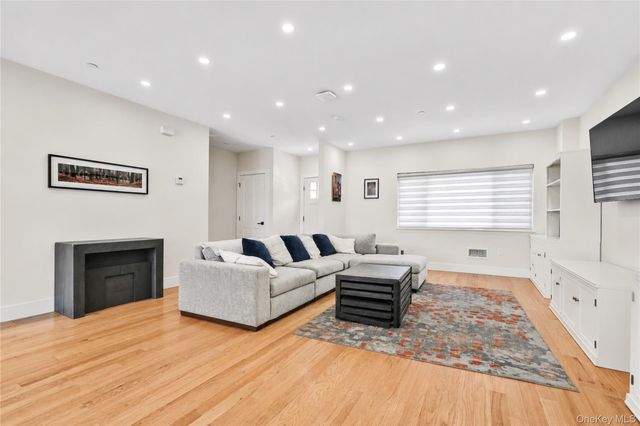 925 Hart Street, Brooklyn, NY 11237