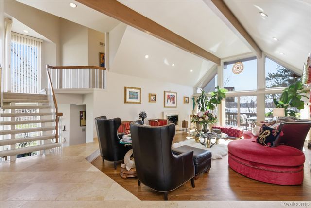 4749 Tara Court, West Bloomfield Charter Township, MI 48323