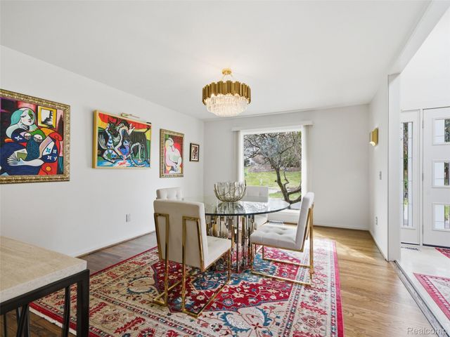 4749 Tara Court, West Bloomfield Charter Township, MI 48323