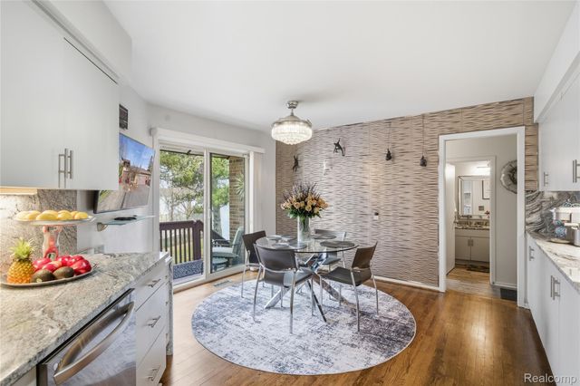 4749 Tara Court, West Bloomfield Charter Township, MI 48323