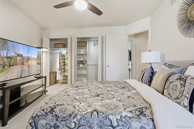 4749 Tara Court, West Bloomfield Charter Township, MI 48323