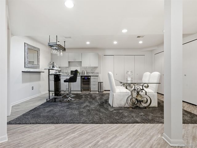 4749 Tara Court, West Bloomfield Charter Township, MI 48323