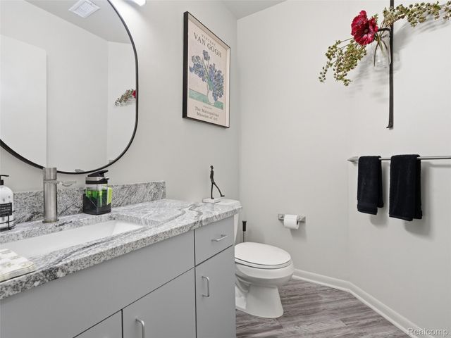 4749 Tara Court, West Bloomfield Charter Township, MI 48323