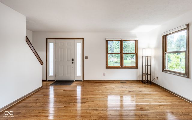 488 E 10th Street, Indianapolis, IN 46202