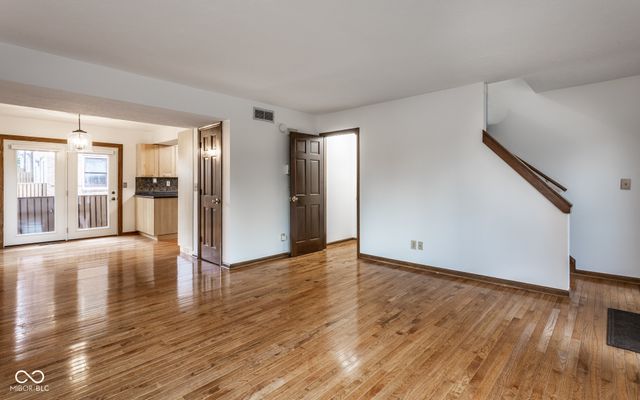 488 E 10th Street, Indianapolis, IN 46202