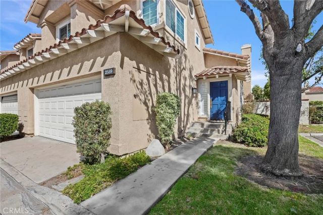 2559 Avenita Alpera, Tustin, CA 92782