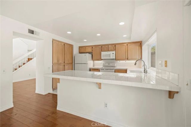2559 Avenita Alpera, Tustin, CA 92782