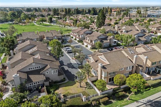 2559 Avenita Alpera, Tustin, CA 92782