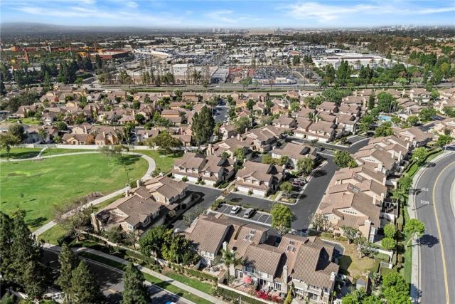2559 Avenita Alpera, Tustin, CA 92782