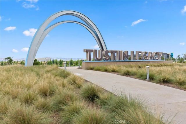 2559 Avenita Alpera, Tustin, CA 92782
