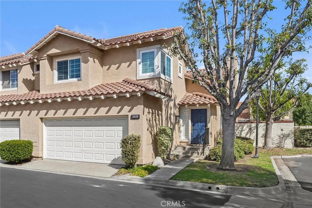 2559 Avenita Alpera, Tustin, CA 92782