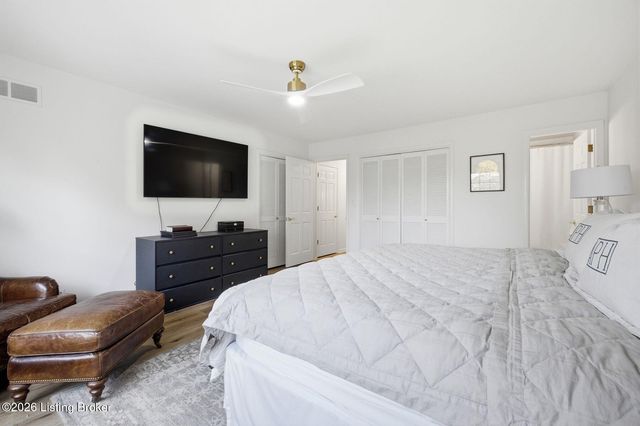 3811 Washington Square 2G, Louisville, KY 40207