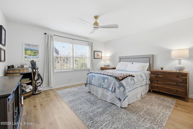 3811 Washington Square 2G, Louisville, KY 40207