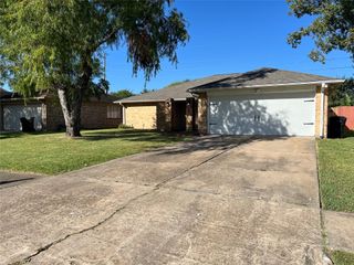 3710 Embarcadero Drive, Houston, TX 77082