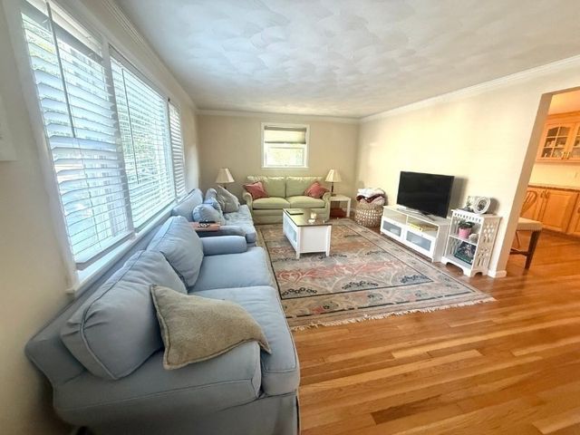 83 Ralph St. 1, Watertown, MA 02472