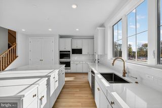 42139 GILDED STONE TER, Brambleton, VA 20148