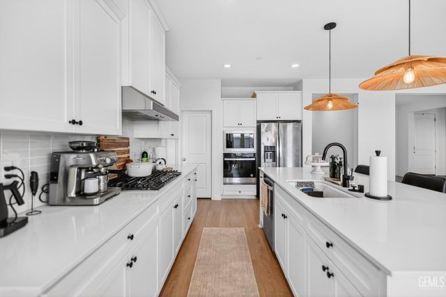 16513 chloe Court, Bakersfield, CA 93314