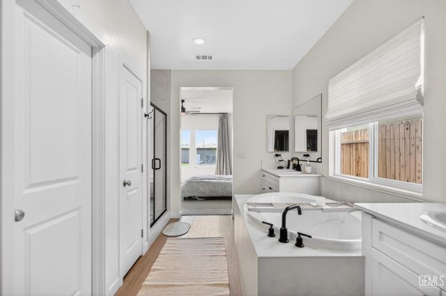 16513 chloe Court, Bakersfield, CA 93314