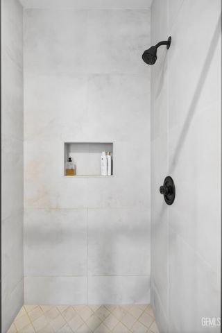 16513 chloe Court, Bakersfield, CA 93314