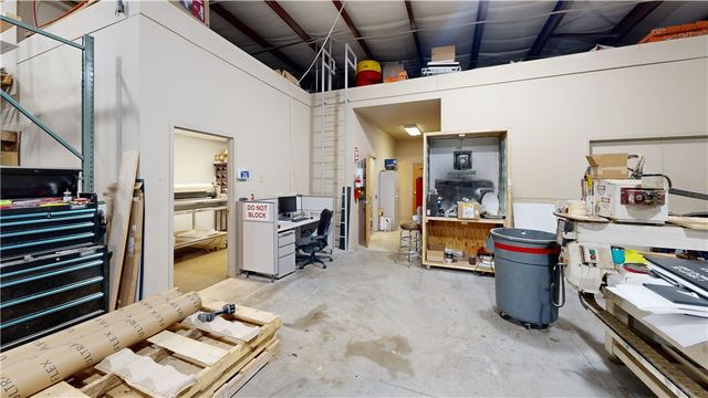 1721 Acorn Drive, Rogers, AR 72756